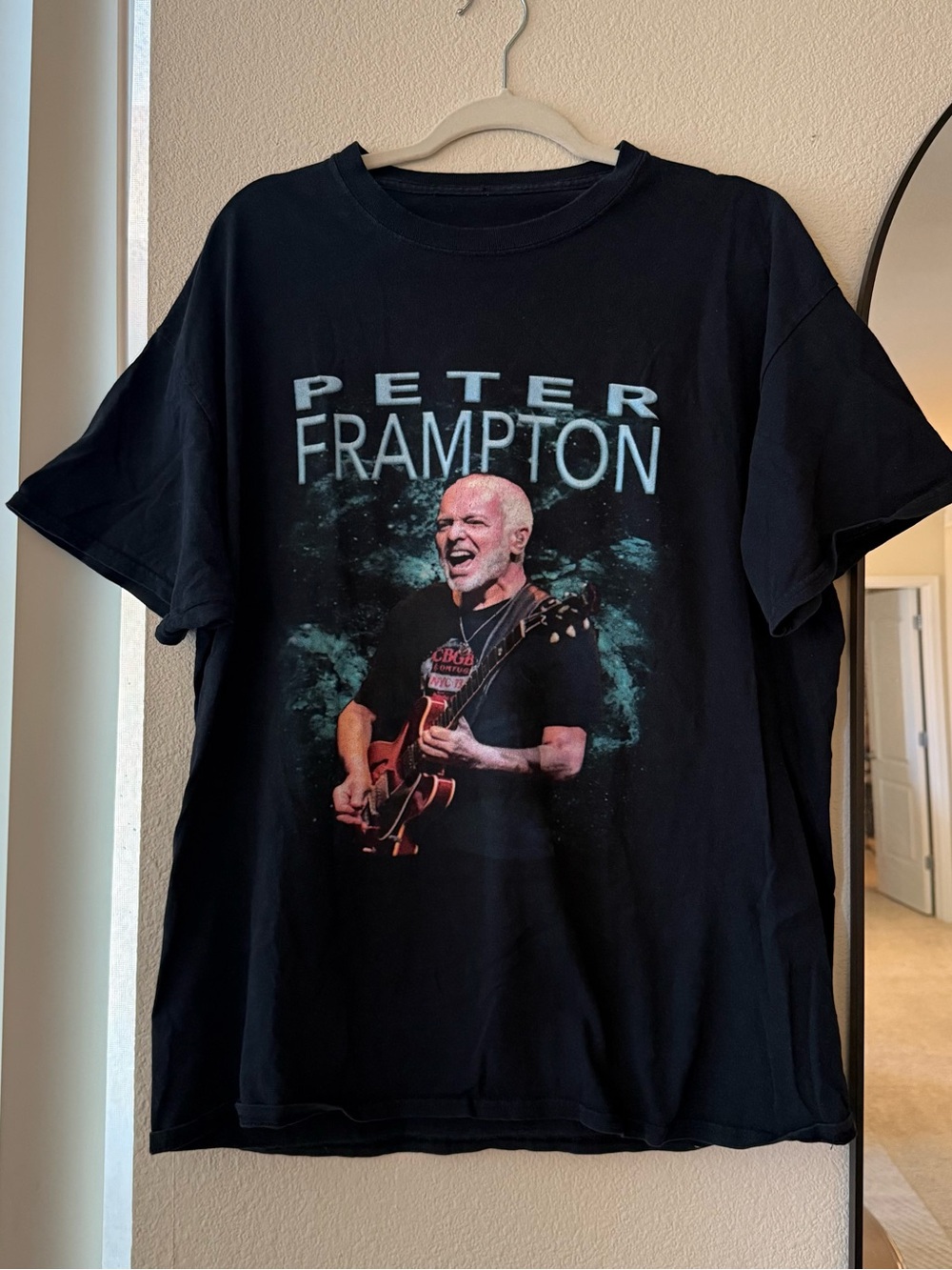 Peter Frampton Black Graphic Reptile Tee band L